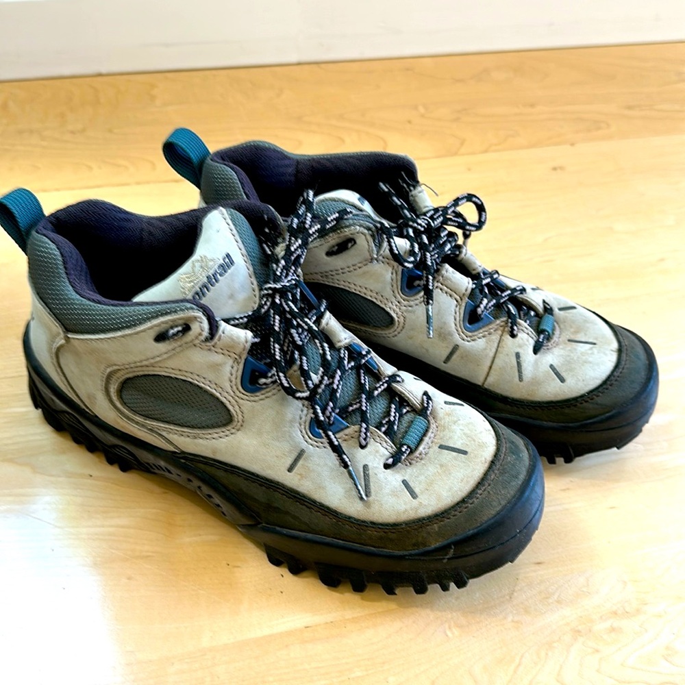 Montrail Women's Terra-Flex Tan Nubuck & Mesh Lace-up Hiking Boots US 7.5.